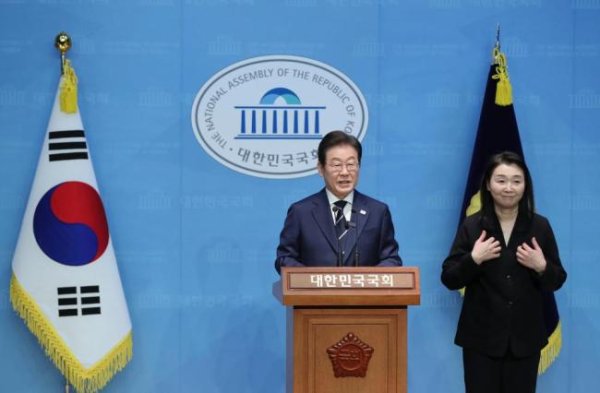 全国配资公司 被传拒绝出席中国阅兵后，李在明打破沉默 寻求外交对等